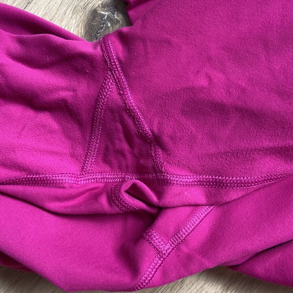 Pink lululemon wonder unders size 6 - Picture 5 of 5